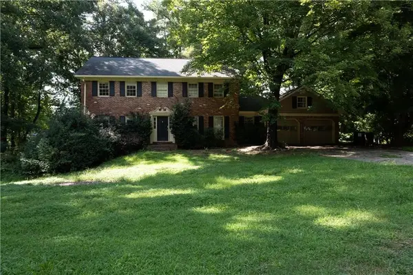 3240 Birchfield Trace, Marietta, GA 30068