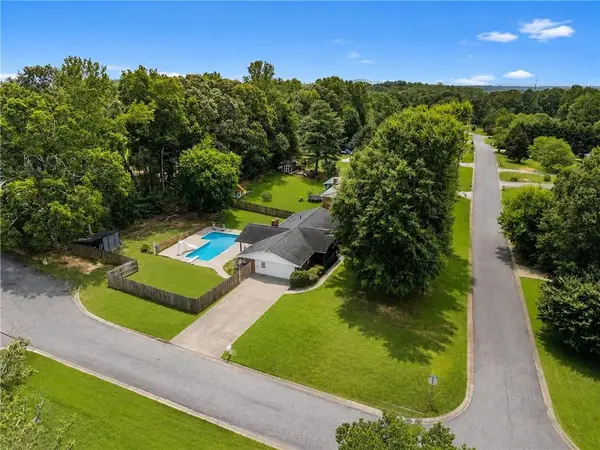 512 Mason Drive, Canton, GA 30115
