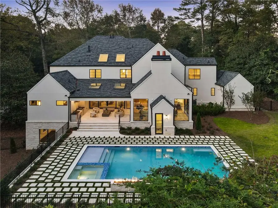 388 Londonberry Road Nw, Sandy Springs, GA 30327 - #3