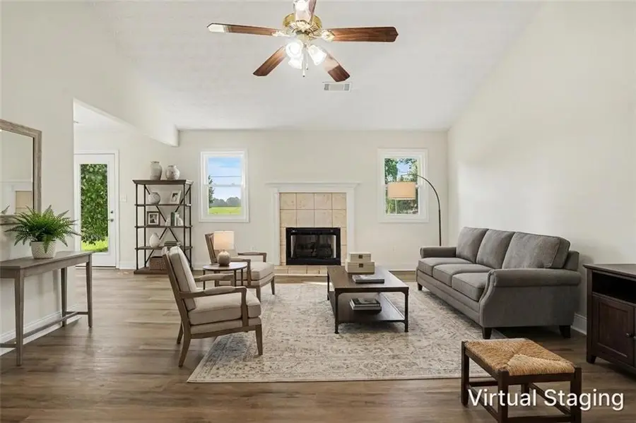 917 Justin Drive, Winder, GA 30680 - #2