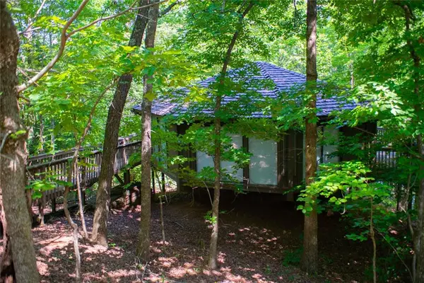 40 Treetopper Lane, Jasper, GA 30143