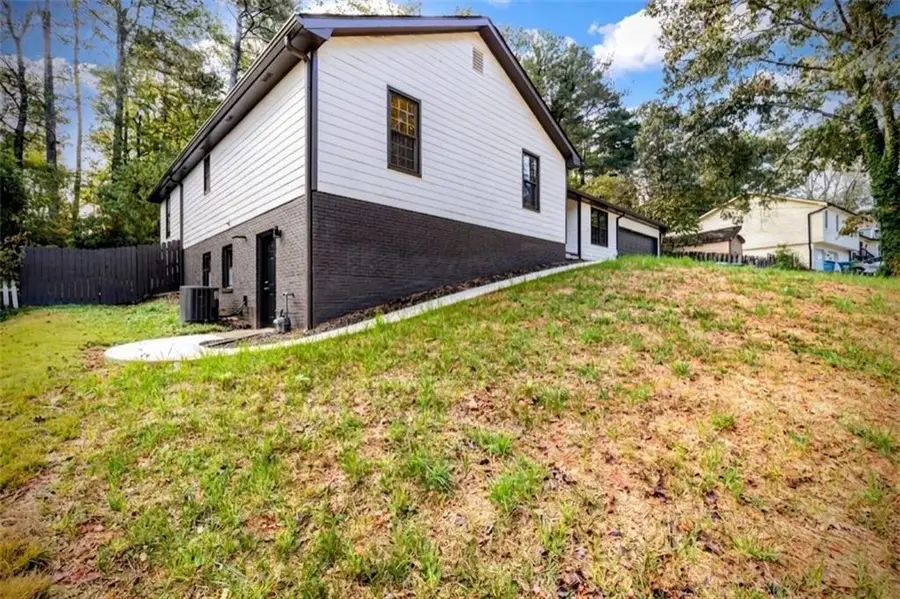 3846 Teresa Terrace Sw, Lilburn, GA 30047 - #2