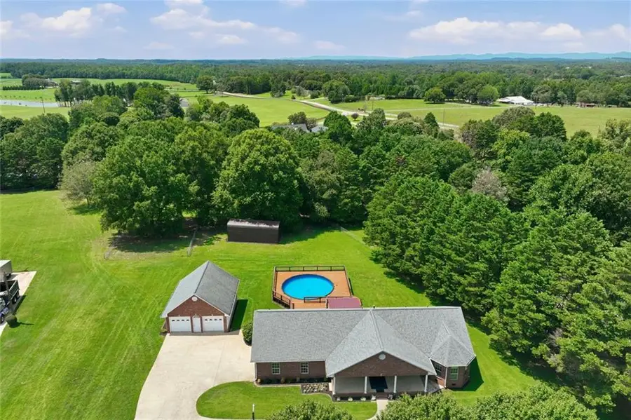 5573 Clarks Bridge Road, Clermont, GA 30527 - #2