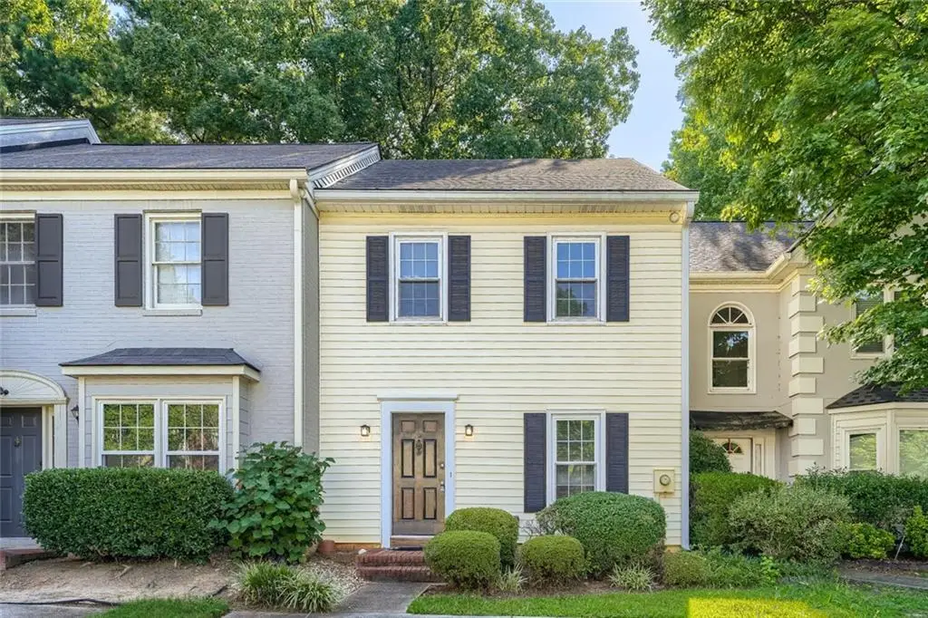 594 Harcourt Place Se, Marietta, GA 30067 - #1