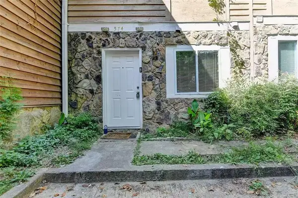 574 Northridge Crossing Drive, Sandy Springs, GA 30350
