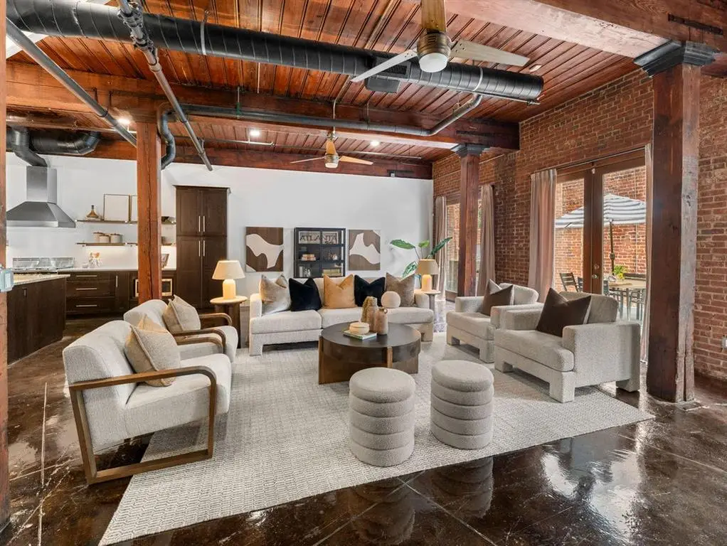 320 Peters Street Sw #10, Atlanta, GA 30313 - #1