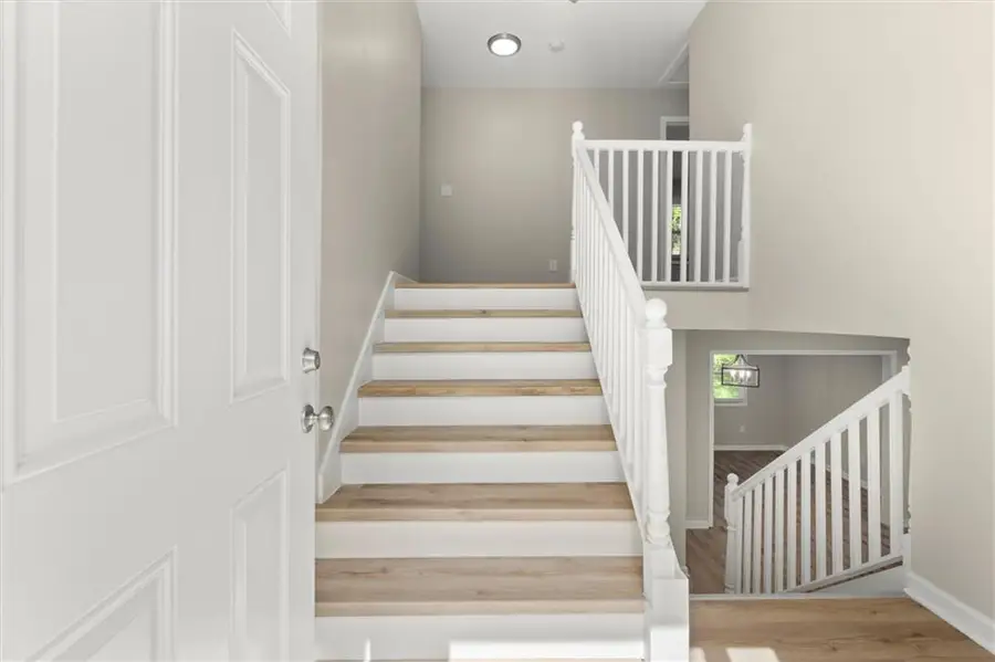 495 Larchmont Circle Nw, Atlanta, GA 30318 - #3