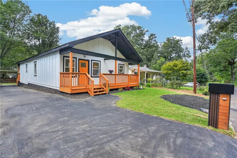 882 Tanner Dr, Scottdale, GA 30079 - #3