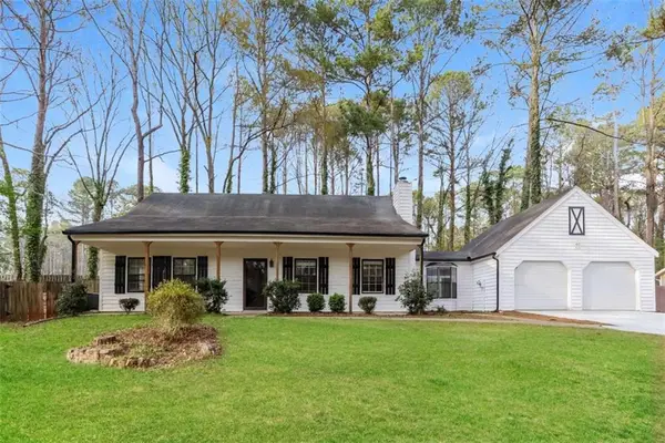 105 Spur Ridge, Peachtree City, GA 30269
