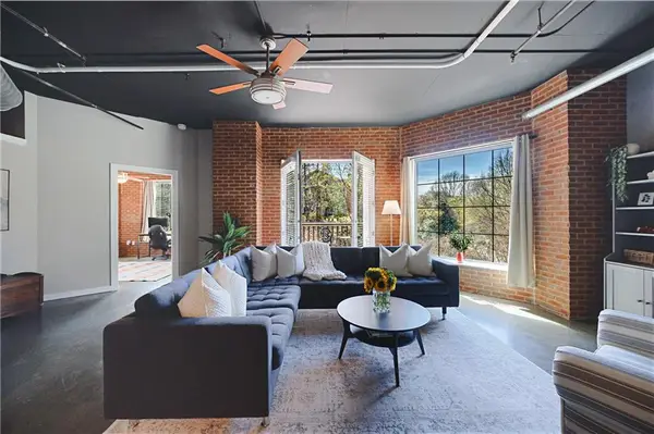 395 Central Park Place Ne #210, Atlanta, GA 30312