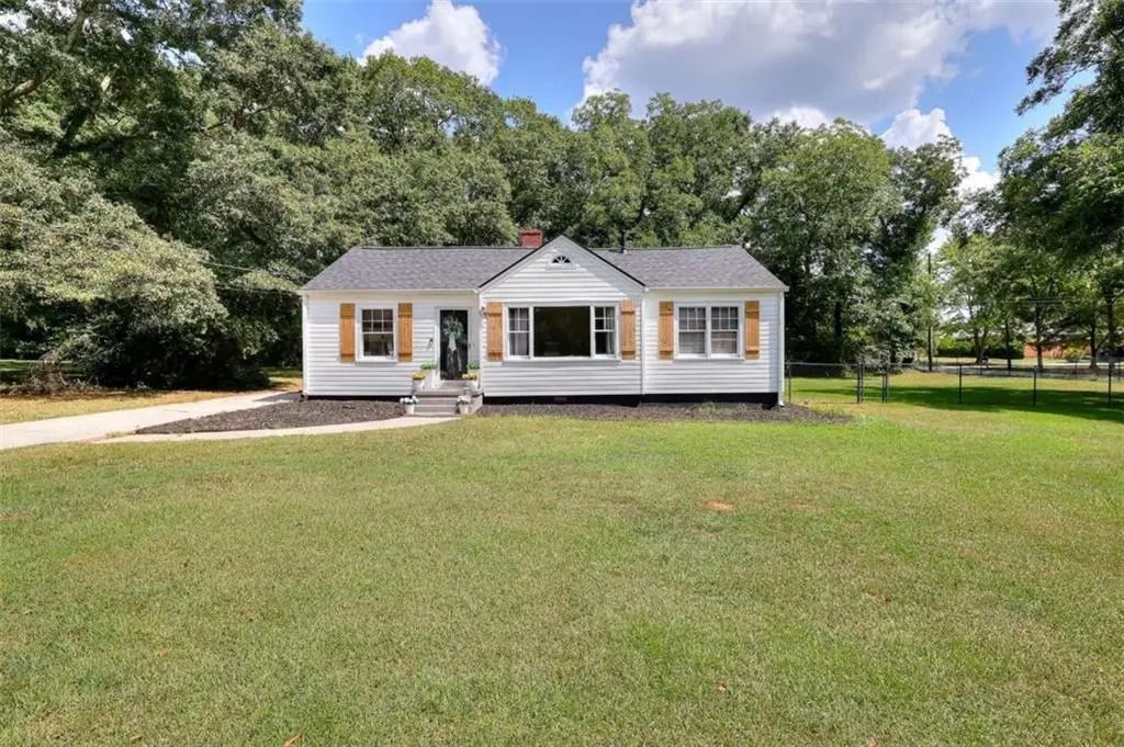 186 S Forest Avenue S, Social Circle, GA 30025 - #1