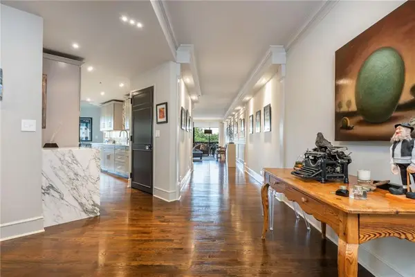 2660 Peachtree Road Nw #12C, Atlanta, GA 30305