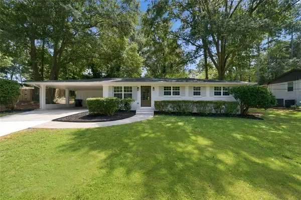 215 Valley Drive, Roswell, GA 30075