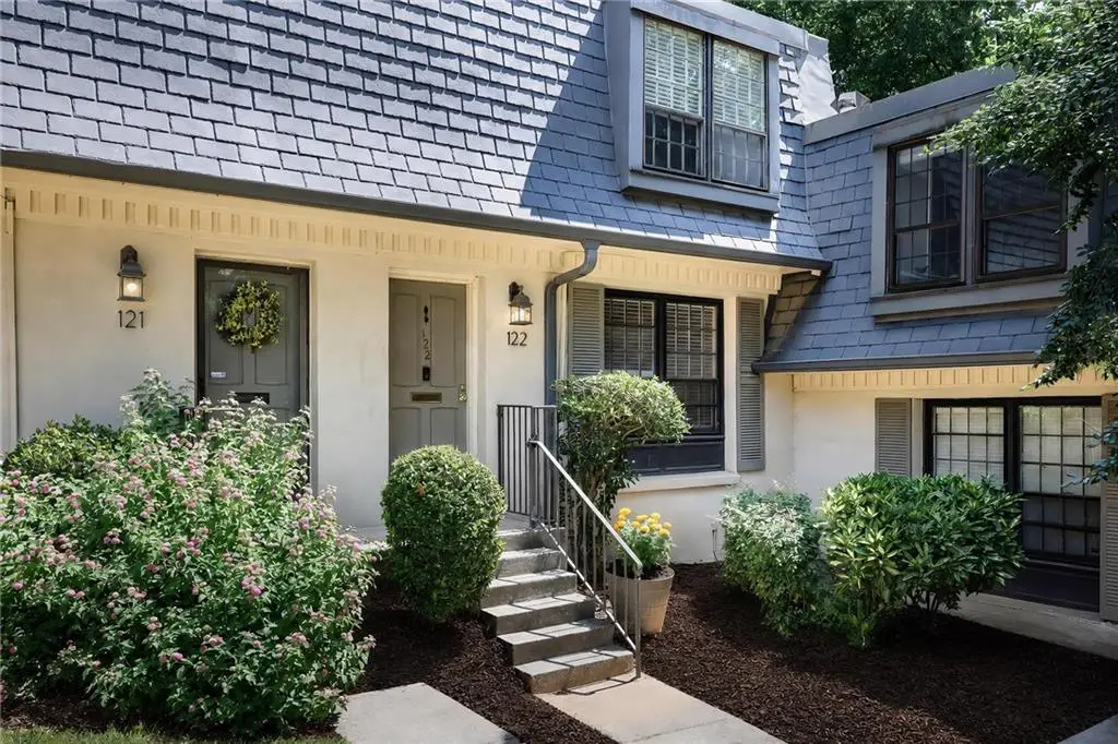122 Woodmere Square Nw, Atlanta, GA 30327 - #1