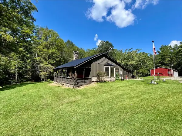 581 N Garrett Branch Road, Ellijay, GA 30536