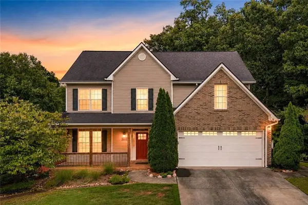 707 Bedford Trace, Canton, GA 30114