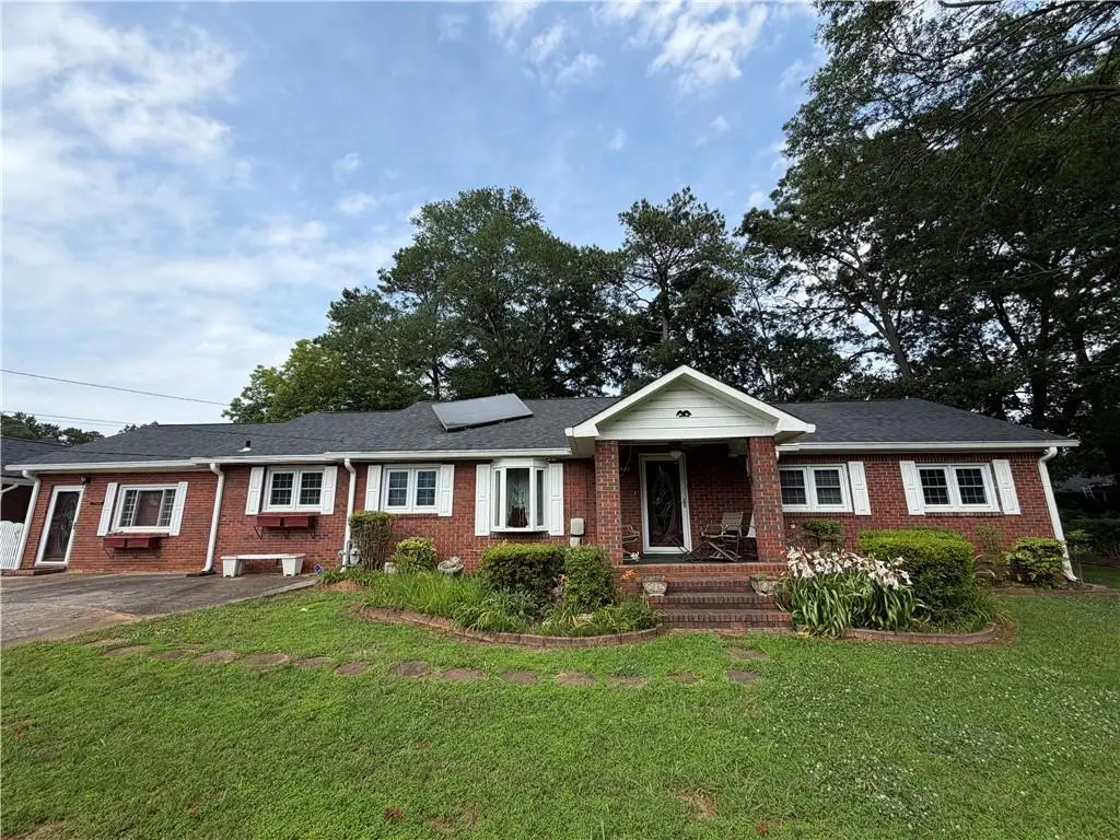 401 Latimore Avenue, Buford, GA 30518 - #1
