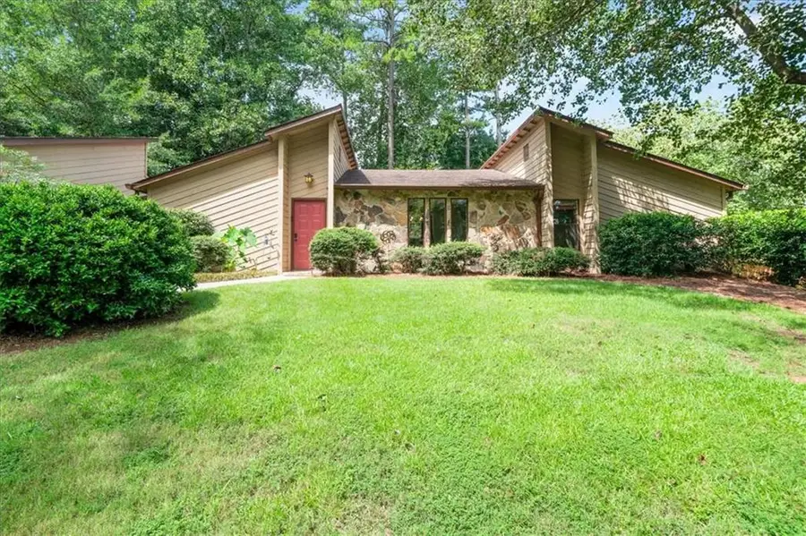 20 Foxridge Court, Marietta, GA 30067 - #3