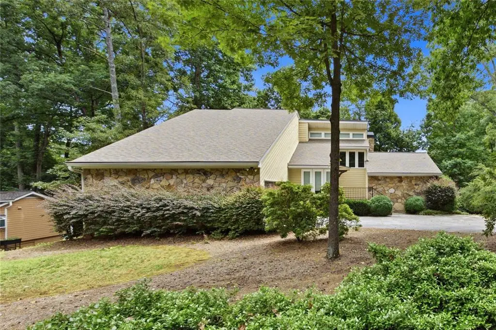 2990 Ascot Lane, Roswell, GA 30076 - #1