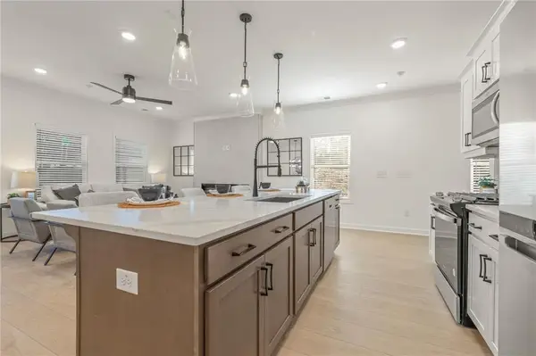 684 Sunstone Lane, Lawrenceville, GA 30043