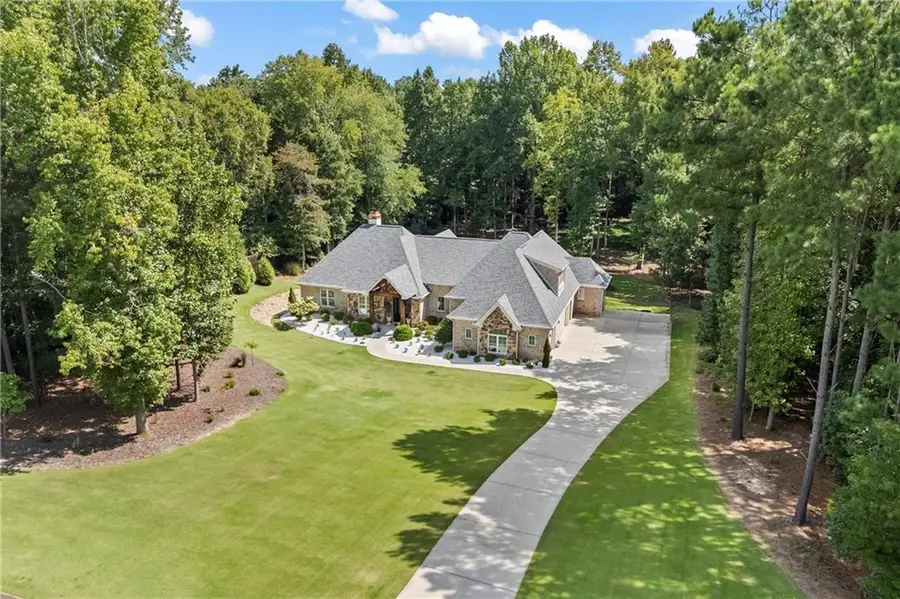 931 Antrim Glen Drive, Hoschton, GA 30548 - #2
