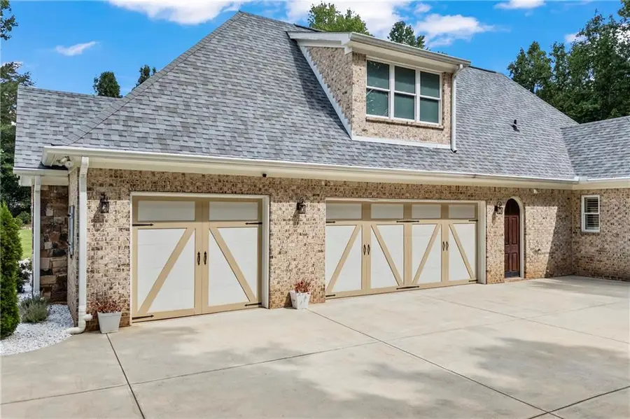931 Antrim Glen Drive, Hoschton, GA 30548 - #3