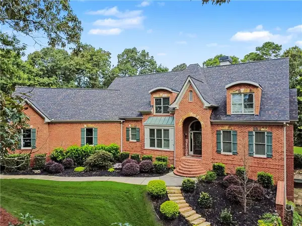 8415 Glen Lake Drive, Cumming, GA 30028