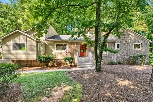 4004 Woodridge Court, Duluth, GA 30096