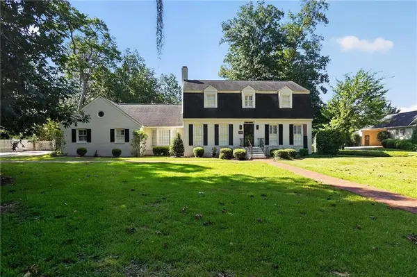 2210 E Doublegate Drive, Albany, GA 31721
