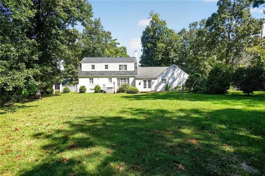 2210 E Doublegate Drive, Albany, GA 31721 - #3
