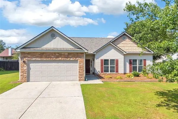 1412 Silvergate Way, Winder, GA 30680