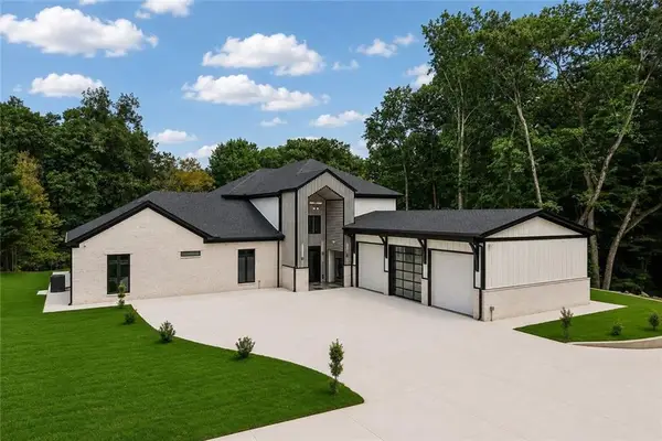 1940 E Bay Street, Hoschton, GA 30548