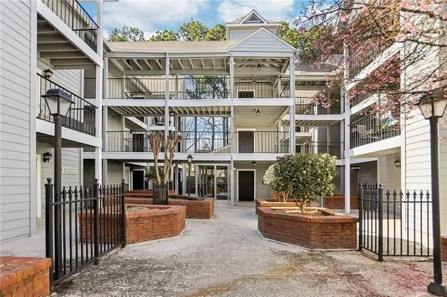 324 Granville Court, Sandy Springs, GA 30328 - #2