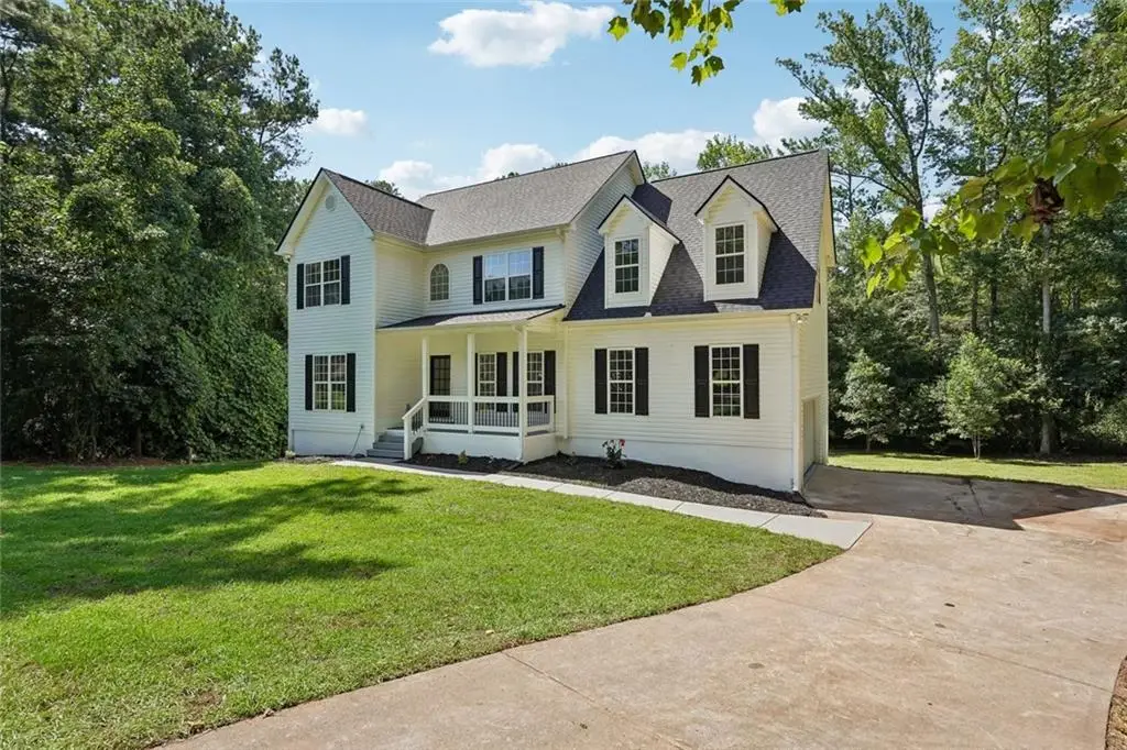 161 Lake Ridge Drive, Newnan, GA 30263 - #1
