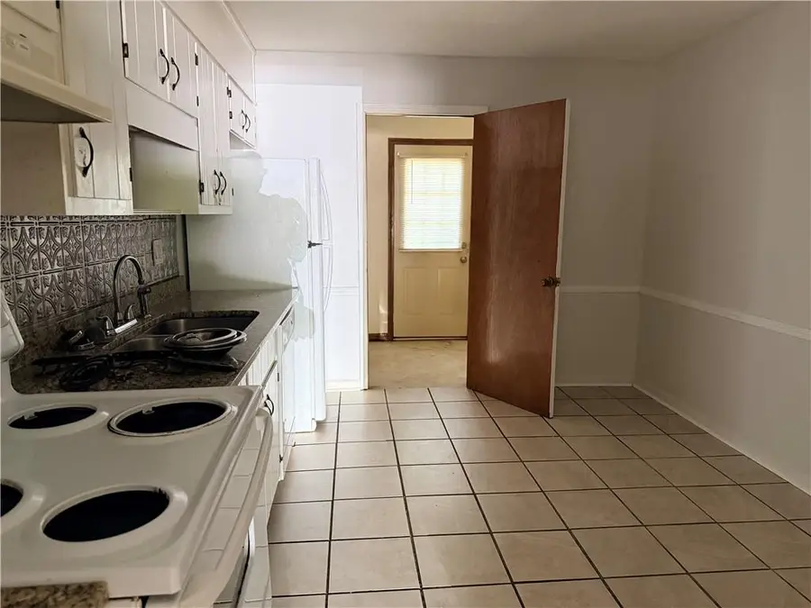 1026 Barn Oak Court Ne, Conyers, GA 30012 - #3