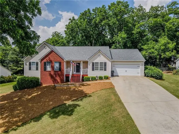 2990 Hampton Valley Drive, Loganville, GA 30052