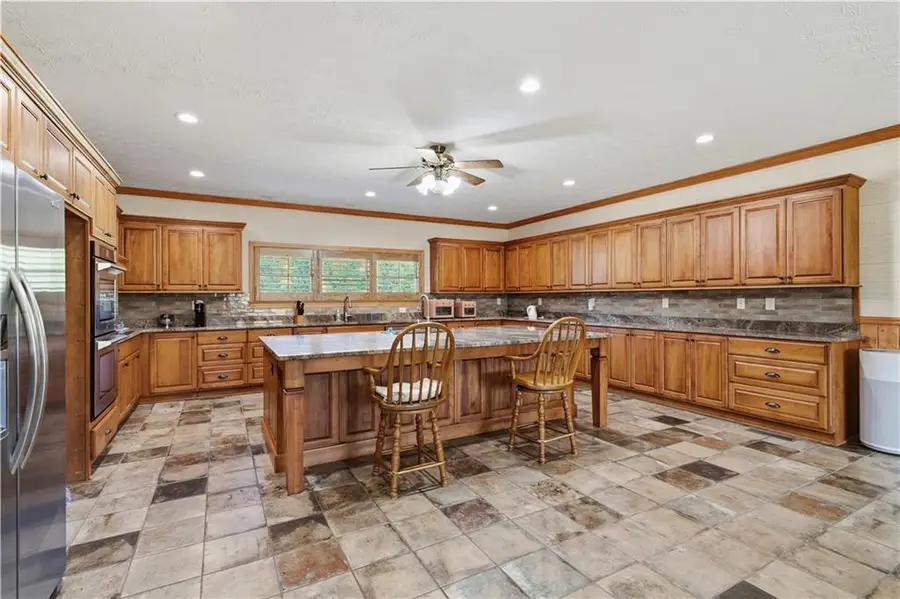 380 Bozeman Road Nw, White, GA 30184 - #3