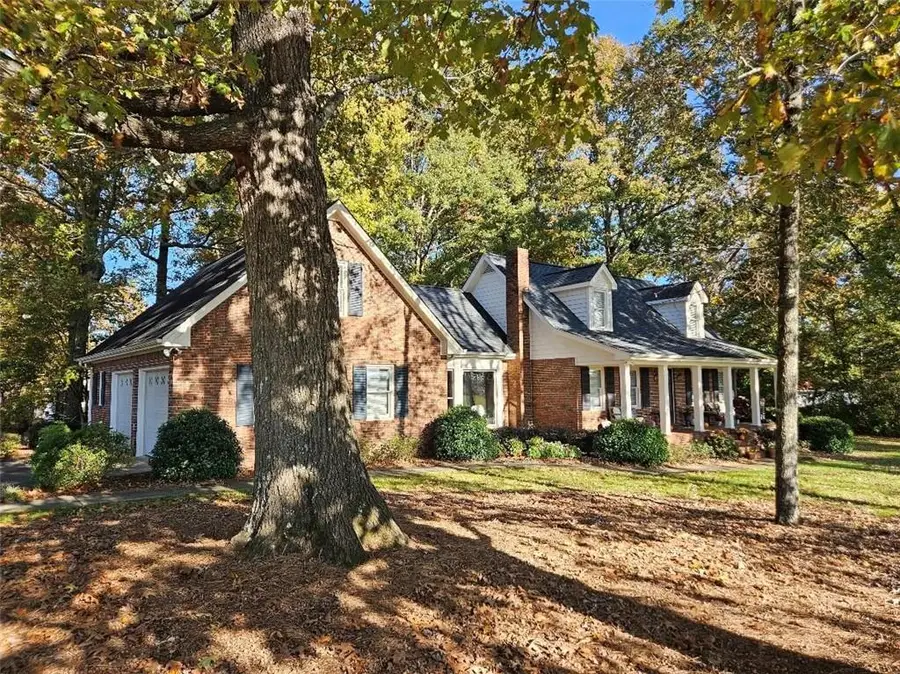 1234 Sunset Drive, Winder, GA 30680 - #2