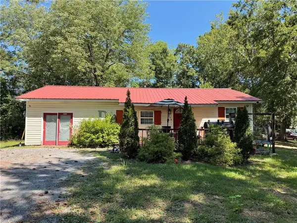 322 Circle Drive, Calhoun, GA 30701