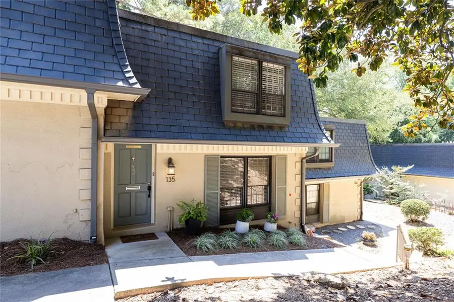 135 Woodmere Square Nw, Atlanta, GA 30327 - #2
