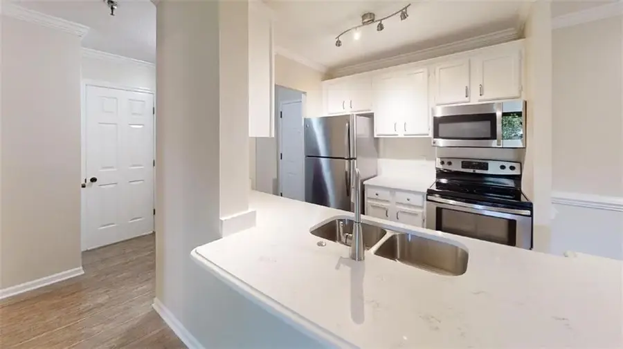300 Johnson Ferry Road Ne #B202, Sandy Springs, GA 30328 - #2