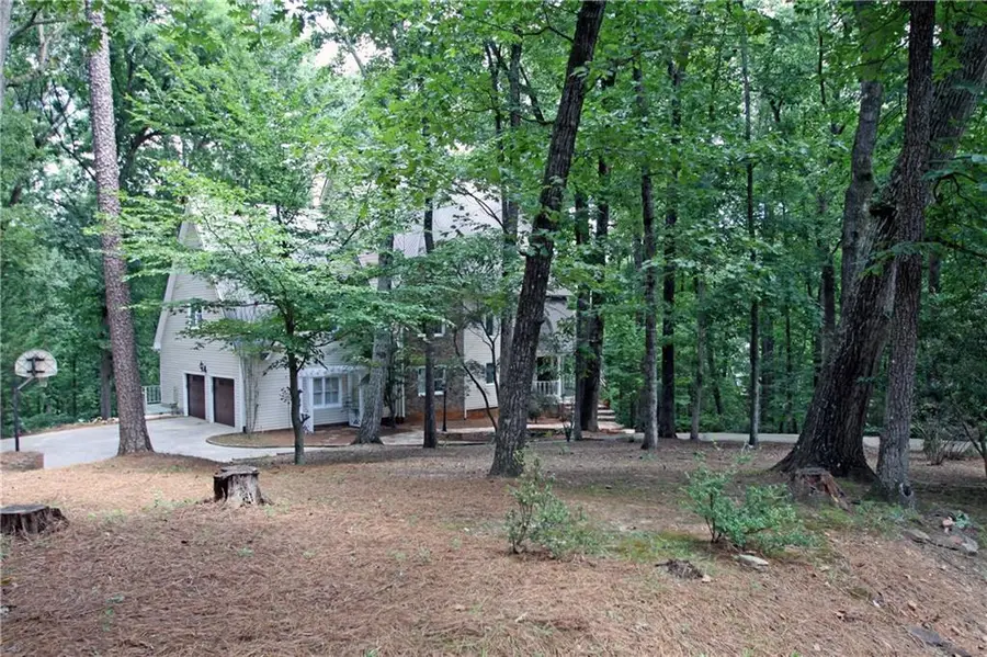 5633 Aven Road, Marietta, GA 30068 - #2