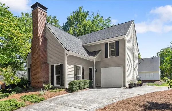301 Roswell Green Lane, Roswell, GA 30075