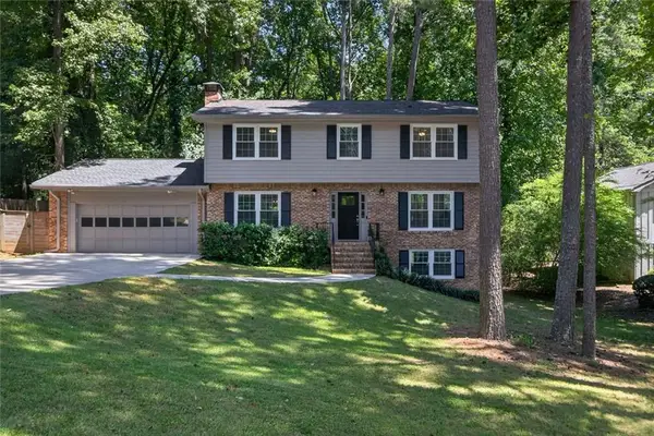 4371 Vintage Lane, Dunwoody, GA 30338