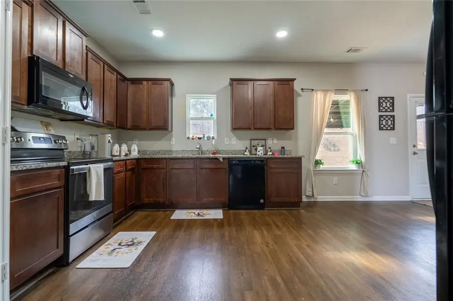735 Walnut Creek Circle, Pendergrass, GA 30567 - #2