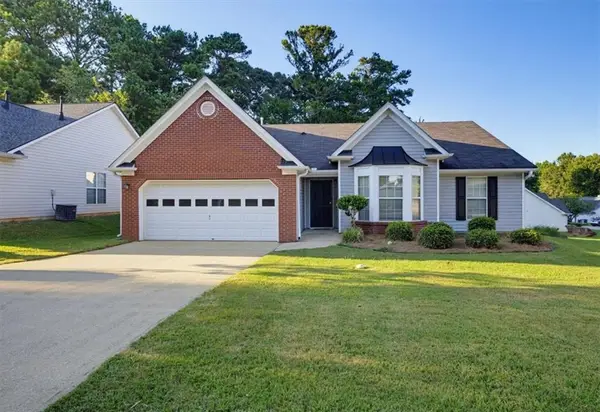 6048 Hillvale Ct, Lithonia, GA 30058