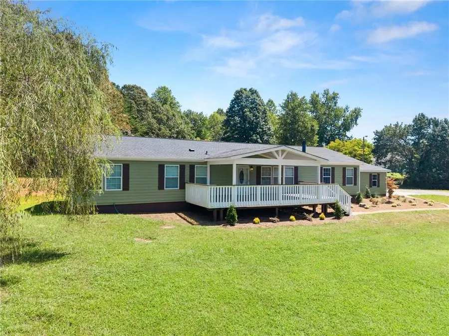 82 Bobbys Drive, Cleveland, GA 30528 - #2
