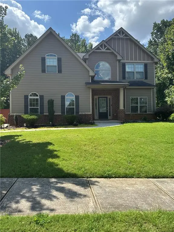 2948 Village Park Drive East, Ellenwood, GA 30294