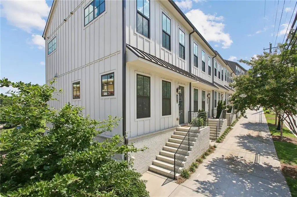 990 Viney Way Nw, Atlanta, GA 30318 - #1
