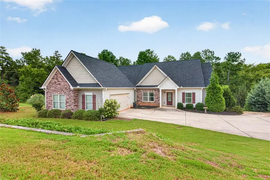 2854 Shadowstone Way, Winder, GA 30680 - #2